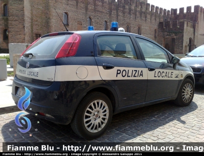 Fiat Grande Punto
Polizia Locale
Cassola (VI)
POLIZIA LOCALE YA 601 AC
Parole chiave: Fiat Grande_Punto PL_Cassola