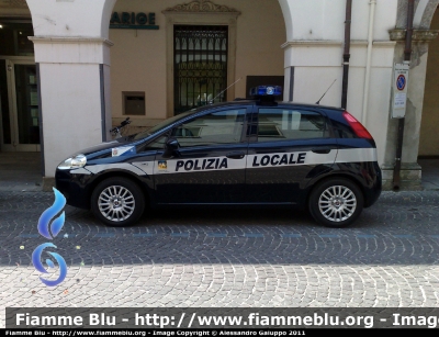 Fiat Grande Punto
Polizia Locale
Unione del Camposampierese
POLIZIA LOCALE YA 560 AD
Parole chiave: Fiat Grande_Punto PL_Unione_Camposampierese POLIZIALOCALEYA560AD