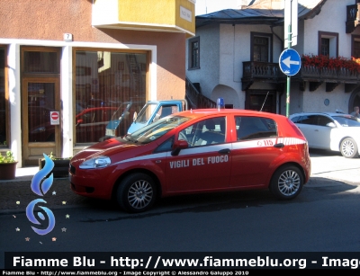 Fiat Grande Punto
Vigili del Fuoco
VF 25759
Parole chiave: Fiat Grande_Punto VF25759 Raduno_Nazionale_VVF_2010