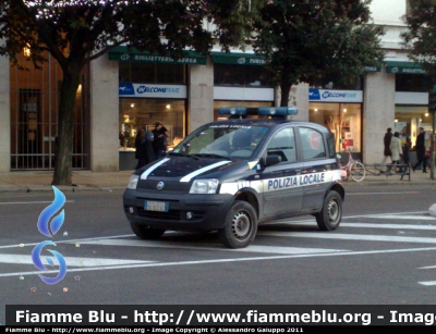 Fiat Nuova Panda 4x4 I seriie
Polizia Locale 
Verona
POLIZIA LOCALE YA 822 AC
Parole chiave: Fiat Nuova_Panda_4X4_Iserie POLIZIALOCALEYA822AC