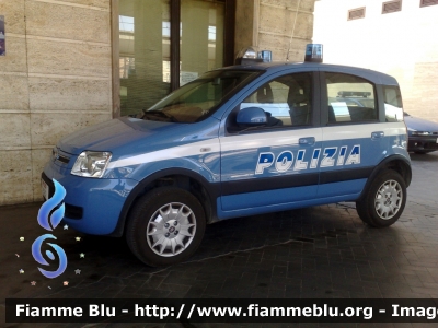 Fiat Nuova Panda 4x4 Climbing I serie
Polizia di Stato
Polizia Ferroviaria
POLIZIA H5282
Parole chiave: Fiat Nuova_Panda_4x4_Climbing_Iserie POLIZIAH5282