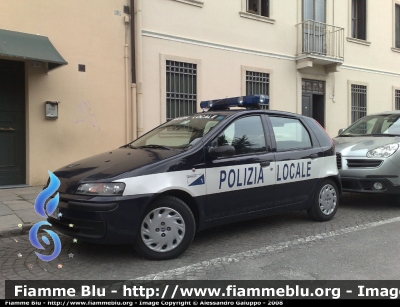 Fiat Punto II serie
Polizia Locale 
Monselice ( PD )
Parole chiave: Fiat_Punto_IIserie_Polizia_Locale_Monselice Veneto