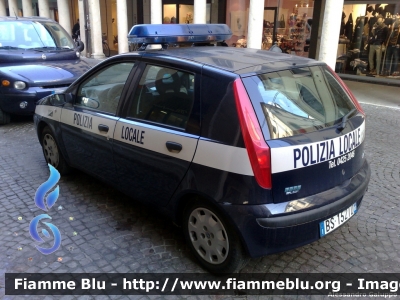 Fiat Punto II serie
Polizia Locale 
Rovigo
Parole chiave: Fiat Punto_IIserie