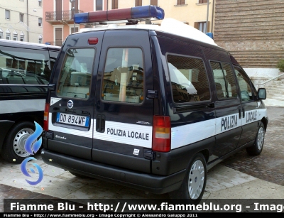 Fiat Scudo III serie
Polizia Locale
Legnago (VR)
Ufficio Mobile
Allestimento Elevox

Parole chiave: Fiat Scudo_IIIserie Polizia_Locale Legnago 