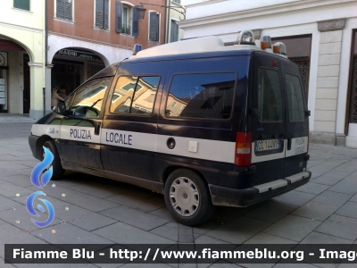 Fiat Scudo I serie
Polizia Locale
Comune di
Casale di Scodosia (PD)
-corpo intercomunale del Montagnanese-
allestimento Elevox
Parole chiave: Fiat Scudo_Iserie PL Casale_di_Scodosia