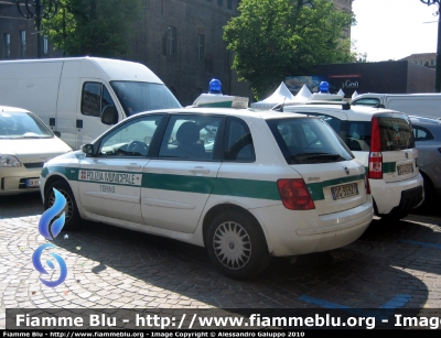 Fiat Stilo III serie
Polizia Municipale
Torino
Parole chiave: Fiat Stilo_IIIserie Polizia_Municipale Torino