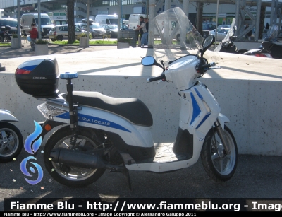 Kymco People S 125 DD
Polizia Locale
Verona
Parole chiave: Kymco People_S_125_DD