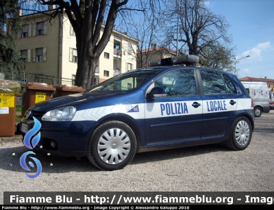 Volkswagen Golf V serie
Polizia Locale
Unione dei Comuni
Caldogno-Costabissara-Isola Vicentina
Parole chiave: Volkswagen Golf_Vserie_Polizia_Locale_Caldogno_Isola_Costabissara