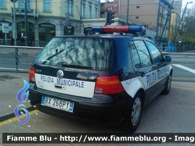 Volkswagen Golf IV serie
Polizia Locale
Padova
Parole chiave: Volkswagen Golf_IVserie Polizia_Locale Padova