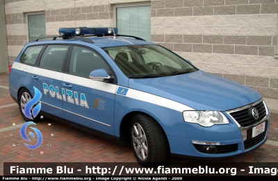 Volkswagen Passat Variant VI serie
Polizia di Stato
Polizia Stradale
Autostrada A4 BS-VR-VI-PD Serenissima
Polizia F9922
Nuova fornitura allestimento Focaccia, versione 2.0 TDi
© Nicola Agandi
Parole chiave: Volkswagen Passat_Variant_VIserie PoliziaF9922