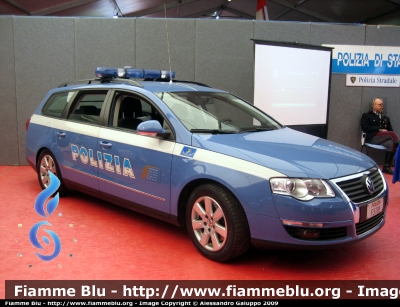 Volkswagen Passat Variant VI serie
Polizia di Stato
Polizia Stradale
Autostrada BS-VR-VI-PD
Serenissima
Polizia F5708
In esposizione al X Meeting di Protezione Civile Città di Lonigo
Parole chiave: Volkswagen Passat_Variant_VIserie PoliziaF5708