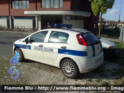 Fiat Grande Punto
Polizia Locale "Alta Val Tagliamento" (UD)
POLIZIA LOCALE YA 657 AD
Parole chiave: Fiat Grande_Punto PoliziaLocaleYA657AD