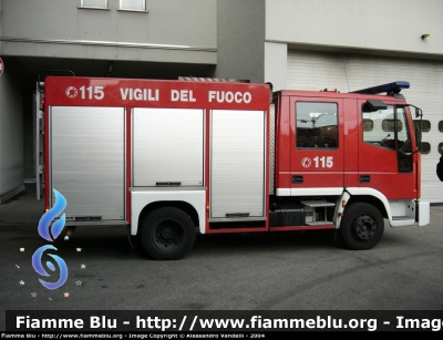 Iveco CityEuroFire 100E21 I serie
Vigili del Fuoco
Comando Provinciale di Trieste
AutoPompaSerbatoio allestimento Iveco-Magirus
Modificata con lampeggiante a barra
VF 20674
Parole chiave: Iveco CityEuroFire_100E21_Iserie VF20674