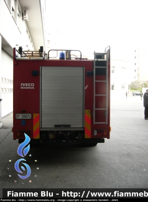 Iveco CityEuroFire 100E21 I serie
Vigili del Fuoco
Comando Provinciale di Trieste
AutoPompaSerbatoio allestimento Iveco-Magirus
Modificata con lampeggiante a barra
VF 20674
Parole chiave: Iveco CityEuroFire_100E21_Iserie VF20674