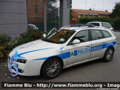 Alfa Romeo 159 Sportwagon
Polizia Locale Fontanafredda (PN)
livrea aggiornata alla normativa regionale vigente
POLIZIA LOCALE YA592AL
Parole chiave: alfa_romeo 159_sportwagon polizia_locale fontanafredda pl pm polizia_municipale friuli_venezia_giulia ya592al