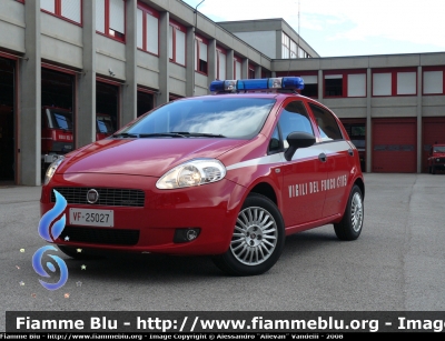 Fiat Grande Punto
Vigili del Fuoco
Parole chiave: Fiat Grande_Punto VVF Autovetture VF25027