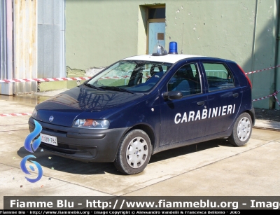 Fiat Punto II serie
Parole chiave: Fiat Punto_IIserie AMBM784 Carabinieri Polizia_Militare Areonautica