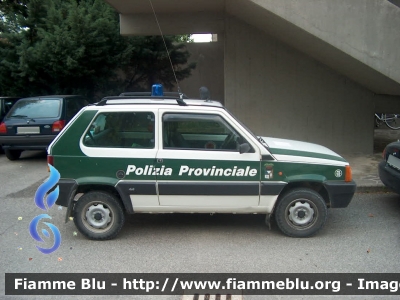 Fiat Panda 4x4
Polizia Provinciale Ferrara
Parole chiave: Fiat Panda_4x4