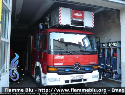 Mercedes-Benz Atego 1828 I serie
Vigili del Fuoco-Città di Pola. Croazia.
Parole chiave: Mercedes-Benz Atego_1828_Iserie Vigili_del_Fuoco Croazia Vatrogasci