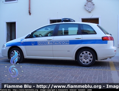 Fiat Croma
PM Latisana (UD)
Parole chiave: Fiat Croma Polizia Municipale Latisana