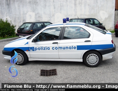 Alfa Romeo 146 I serie
Vecchia Livrea Polizia Comunale
Parole chiave: Alfa_Romeo 146_Iserie Polizia_Municipale Campoformido