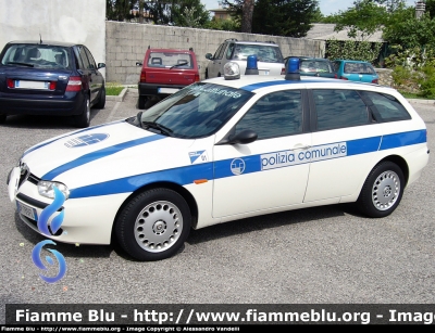 Alfa Romeo 156 Sportwagon I serie
PM Campoformido (UD)
vecchia livrea Polizia Comunale
(Si ringrazia la Polizia Municipale di Campoformido)
Parole chiave: Alfa_Romeo 156_Sportwagon_Iserie PM Campoformido UD Friuli_Venezia_Giulia