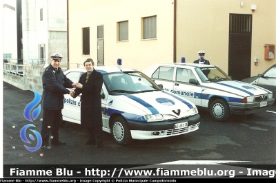 Alfa Romeo 75 e Alfa Romeo 146
Vecchia Livrea Polizia Comunale. Si ringrazia la Polizia Municipale di Campoformido.
Parole chiave: Alfa_Romeo 75 Polizia_Municipale Campoformido