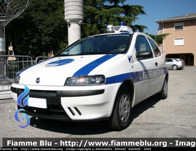 Fiat Punto 3 porte II serie
Livrea Polizia Comunale. 
Parole chiave: Fiat Punto_IIserie_3porte Polizia_Municipale Corno_di_Rosazzo