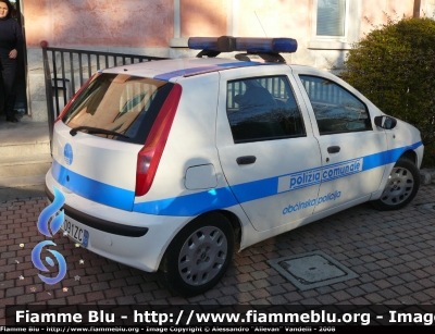 Fiat Punto II serie
PM Duino Aurisina. Livrea Polizia Comunale con traduzione in lingua slovena. 
Parole chiave: Fiat Punto_IIserie PM Duino_Aurisina Obcinska_Policija