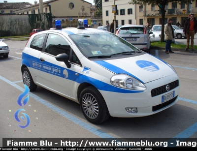 Fiat Grande Punto 3 porte
PM Fontanafredda (PN)
Parole chiave: Fiat Grande_punto Polizia_Municipale Fontanafredda