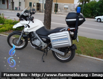 Bmw F650GS II serie
Polizia Locale Grado (GO)
Livrea Polizia Comunale
Parole chiave: Bmw F650GS_IIserie