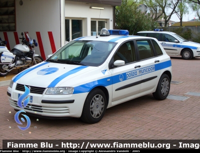 Fiat Stilo I serie
PM Lignano Sabbiadoro
Parole chiave: Fiat Stilo_Iserie Polizia_Municipale Lignano_Sabbiadoro