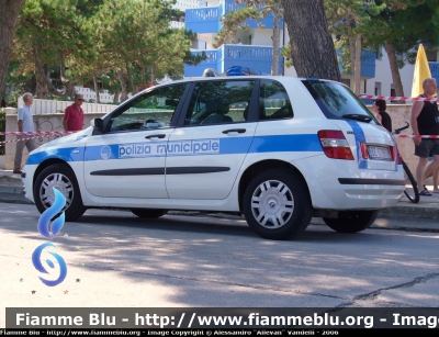 Fiat Stilo I serie
PM Lignano Sabbiadoro
Parole chiave: Fiat Stilo_Iserie Polizia_Municipale Lignano_Sabbiadoro