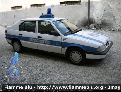 Alfa Romeo 33 II serie
Vettura attualmente dismessa.
Parole chiave: Alfa_Romeo 33_IIserie Polizia_Municipale Maniago