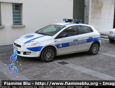 Fiat Nuova Bravo
Polizia Locale Medio Friuli (UD)
livrea Polizia Municipale
Parole chiave: Fiat nuova Bravo polizia_locale pm medio_friuli friuli_venezia_giulia polizia_municipale codroipo