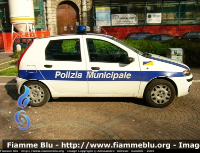 Fiat Punto II serie
Polizia Municipale Modena
Parole chiave: Fiat Punto_IIserie