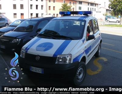 Fiat Nuova Panda 4x4
PM Pavia di Udine
Parole chiave: Fiat Nuova_panda_4x4 PM Pavia_di_Udine