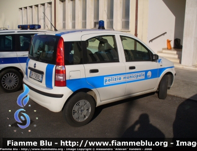 Fiat Nuova Panda
PM Sacile (PN)
Parole chiave: Fiat Nuova_Panda PM Sacile PN Friuli_Venezia_Giulia