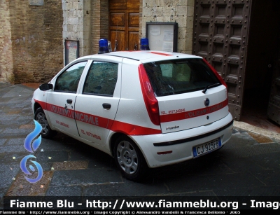 Fiat Punto III serie
PM San Giminiano
Parole chiave: Fiat punto_IIIserie PM San_Giminiano