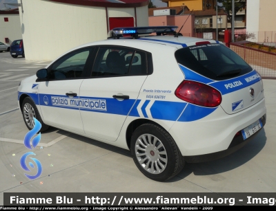 Fiat Nuova Bravo
PM Sile
POLIZIA LOCALE YA673AC
Allestimento Battiston
Parole chiave: Fiat Nuova_bravo PM sile azzano_decimo POLIZIA_LOCALE_YA673AC friuli_venezia_giulia