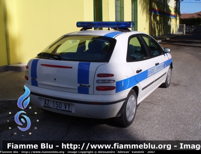 Fiat Brava I serie
PM Cuore dello Stella (UD)
livrea Polizia Comunale. Originariamente apparteneva alla Polizia Municipale di Teor, ora consociata
Parole chiave: Fiat Brava_Iserie PM Cuore_dello_Stella Udine Friuli_Venezia_Giulia