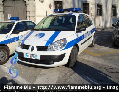 Renault Scenic II serie
PM Conca Tolmezzina (UD)
Parole chiave: Renault Scenic_IIserie PM Tolmezzo UD Friuli_Venezia_Giulia