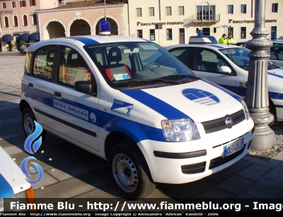 Fiat Nuova Panda 4x4 I serie
Polizia Municipale Aviano, Budoia, Polcenigo (PN)
Livrea "Polizia Comunale" nonostante acquisto successivo all'istituzione della livrea regionale "Polizia Municipale"
Parole chiave: Fiat Nuova_Panda_4x4_Iserie