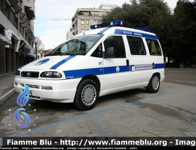 Fiat Scudo II serie
Polizia Locale Pordenone
Livrea Polizia Comunale
Assegnato al Pronto Intervento
Parole chiave: Fiat Scudo_IIserie