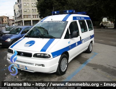 Fiat Scudo II serie
Polizia Locale Pordenone
Livrea Polizia Comunale
Assegnato al Pronto Intervento
Parole chiave: Fiat Scudo_IIserie