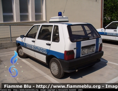 Fiat Uno II serie
PM Pordenone. Livrea Polizia Comunale. Le Fiat uno sono state tutte dismesse nel 2005 e sostituite dalle Fiat Nuova Panda.
Parole chiave: Fiat Uno_IIserie PM Pordenone