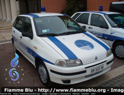 Fiat Punto I serie
PM Sile (Prata di PN 02): Livrea Polizia Comunale.
Parole chiave: Fiat Punto_Iserie PM Sile Prata_di_Pordenone Friuli_Venezia_Giulia