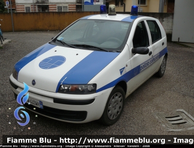 Fiat Punto II serie
PM Remanzacco. Livrea Polizia Comunale.
Parole chiave: Fiat Punto_IIserie PM Remanzacco