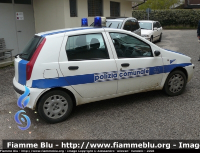 Fiat Punto II serie
PM Remanzacco. Livrea Polizia Comunale.
Parole chiave: Fiat Punto_IIserie PM Remanzacco