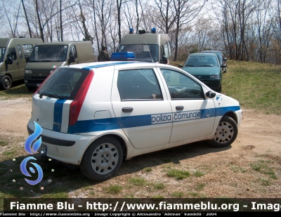 Fiat Punto II serie
PM Comunità Collinare del Friuli. Livrea Polizia Comunale.
Parole chiave: Fiat Punto_IIserie PM San Daniele